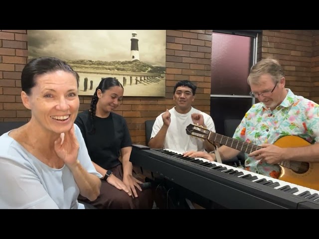 Sabbath Singalong #249 | Sandra Entermann, Mian George, Elihon Taulapapa & Phil Murray