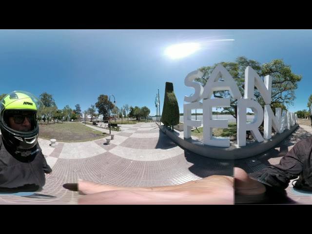 San Fernando 4k 360° con dispositivo para explorar video