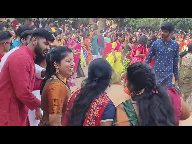 bathukamma celebration in Bhavan's college