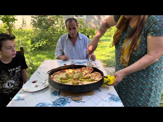 Nice day in the countryside! Grandma cooks delicious food! Peaceful village life