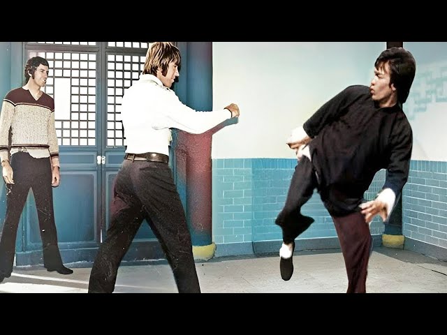 Chuck Norris Tries To Beat Bruce Lee Using His Karate Moves...... Then Gets KNOCKED OUT By Bruce!