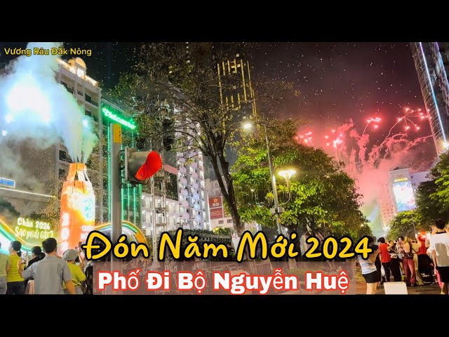 Phố đi bộ Nguyễn Huệ bắn pháo bông đón giao thừa đầu năm mới 2024 | Happy New Year 2024