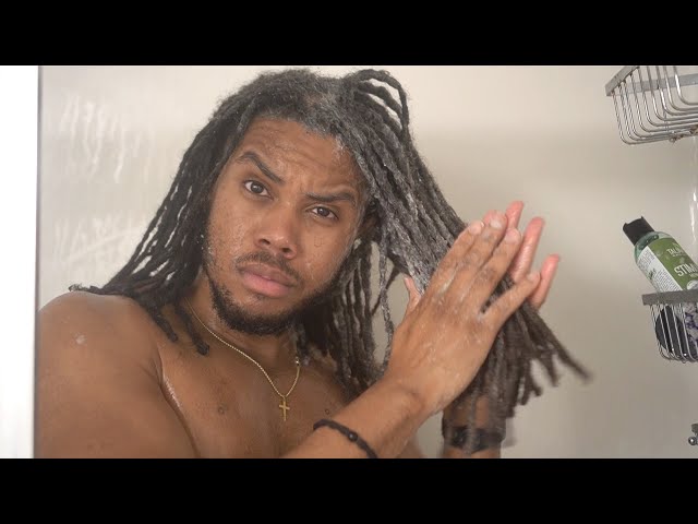 How to Wash Dreadlocks The Right and Wrong way (No Retwist) | My wash routine