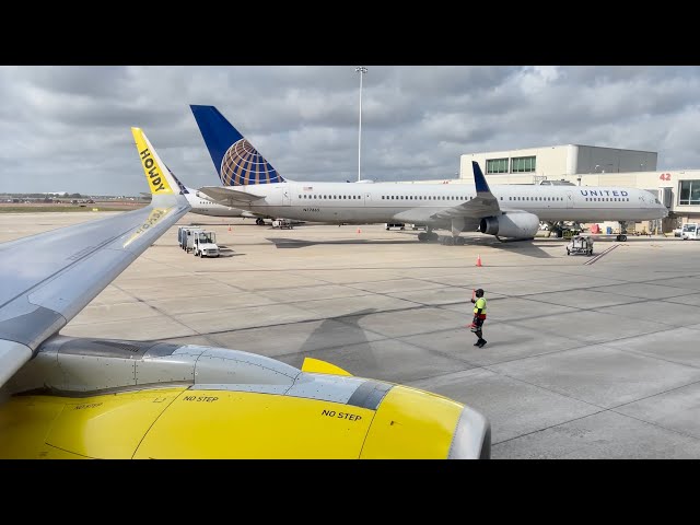 Spirit Airbus A320NEO taking off from Orlando MCO Intl. Airport