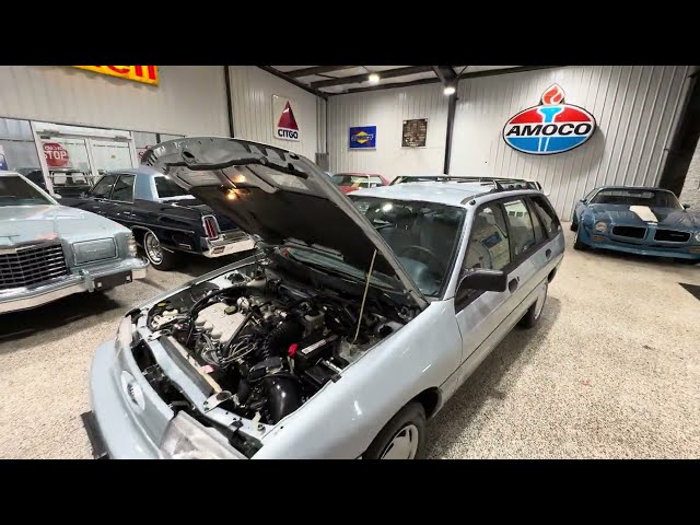 THREE HUNDRED MILES!!! 300 ACTUAL MILES! 1993 Ford Escort Wagon LX! How and Why? Unreal Find!!