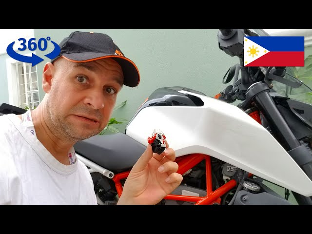 KTM Duke 390 Sticker Removal from Fairing Panels in 360° Short ASMR