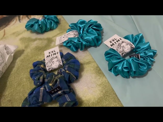 Scrunchie Unboxing.