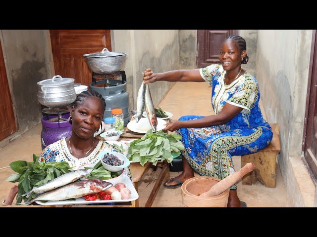 COOKING DELICIOUS OIL~LESS OKRA SOUP RECIPE !! DINNER TIME -  AFRICAN - NIGERIAN LOCAL FOOD...