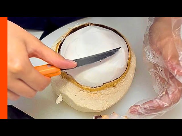 Have You Seen Guangzhou's INCREDIBLE Coconut BALL Shelling?