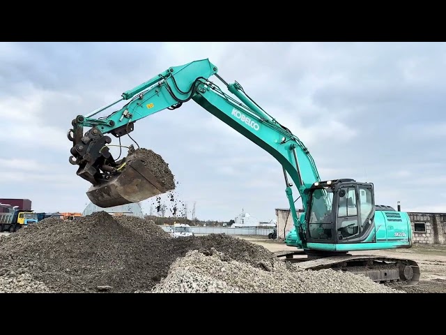 FOR SALE KOBELCO SK210LC-9 / 2014