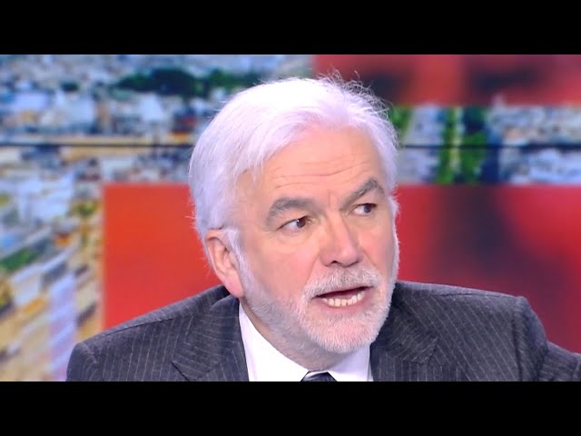 Édito Pascal Praud - Patrick Cohen attaque CNews