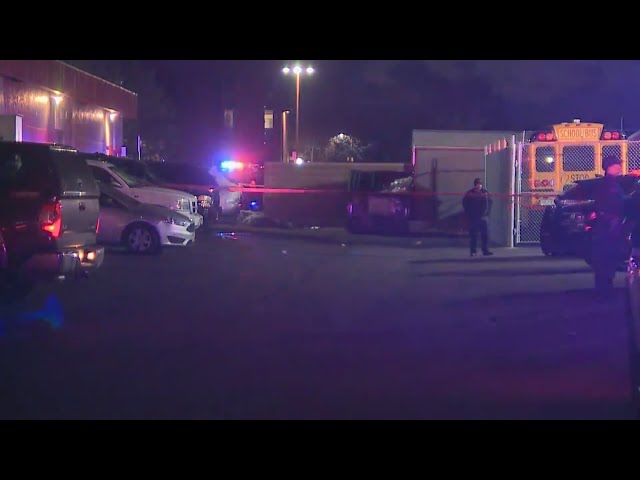 2 teens shot in parking lot outside of Skate City in Aurora