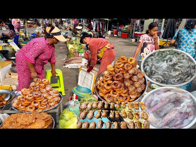 Cambodian street food walk at Nat market - Fresh fish, Frog, Pork, Seafood,  Vegetables fruit & more