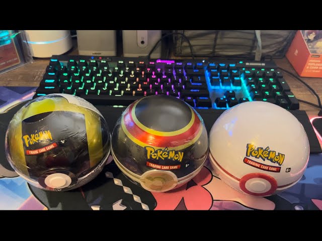 2020 Pokéball from Walmart! Check out what’s inside!!