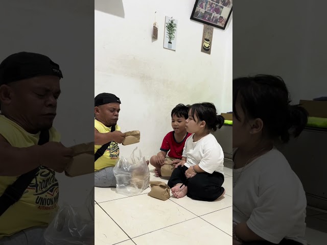 ROTI KOK BISA SEMAHAL ITU PA KATA BILA