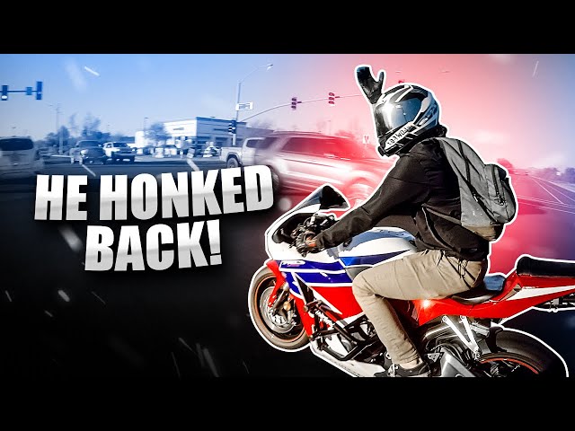 Honking at Everyone on Our Motorcycles [Motovlog 416]