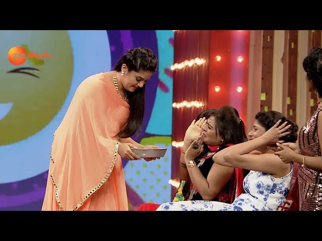 Sreemukhi as Beggar - Mangli, Rohini & Gayatri - Comedy Nights - Best Scene - Ep 14 - Zee Telugu