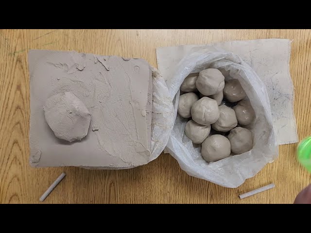 How to prepare clay for kindergarten pinch pot lesson