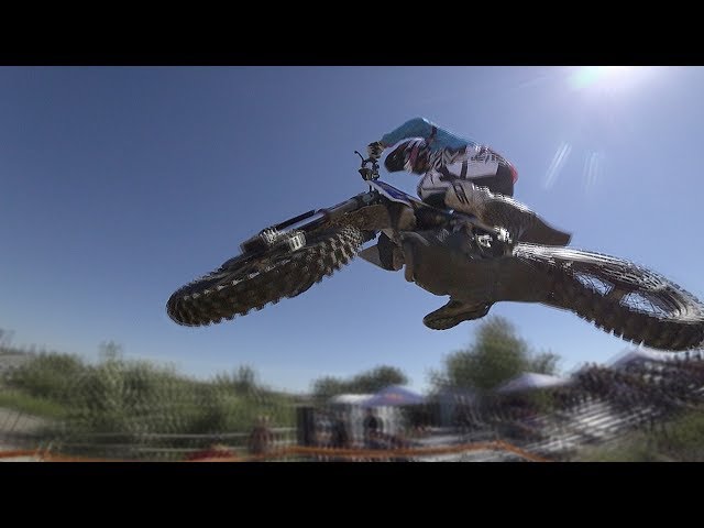 Endurocross in slow motion: Red Bull Rocks & Logs!︱Cross Training Enduro