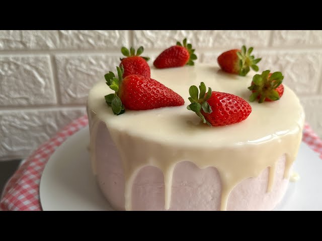 Strawberry Vanilla Cake Recipe | Perfect Valentine’s Day Dessert for Your Loved Ones!🍓🎂