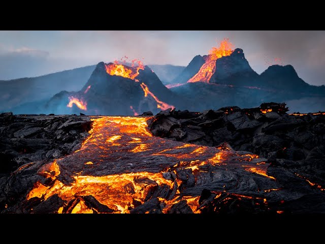 Mesmerising Lava flows and Multiple Craters - Icelandic Volcano - 4K