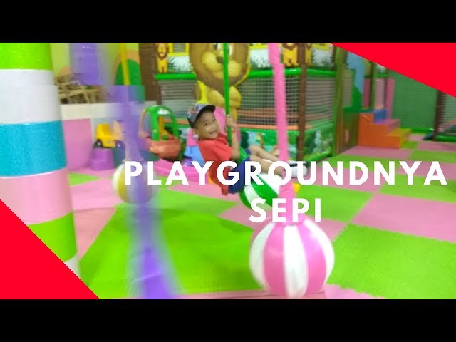 Mandi Bola di Kids Playground Living Plaza | Azka Family