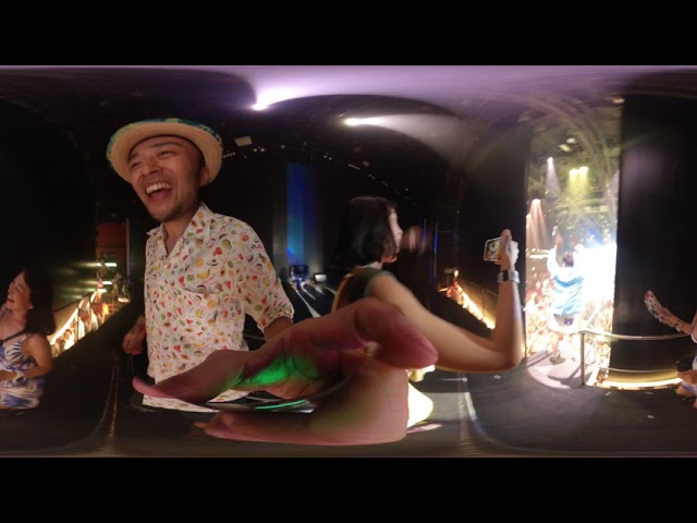 【VR】On the Coco Bongo stage!!【Raw Video】