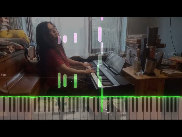 Heavy! Watch This Asian Dumbfluff Improvise Piano During Thunderstorm!