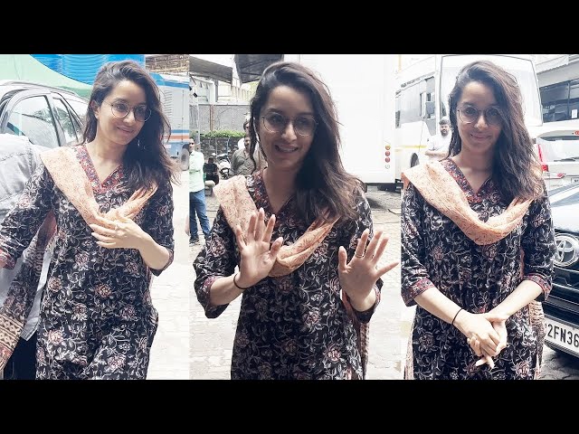 Prabhas Saaho movie actress Shraddha Kapoor Snapped In Andheri For Shoot | Bollywood News