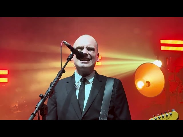 Alkaline Trio - Radio (Hollywood Palladium, Hollywood, California) Feb 13th 2025 (4K QLT)