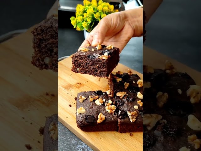 बिना Maida बिना Chini के Mummy ने बनाया इतना Healthy Oats Brownie in Pan