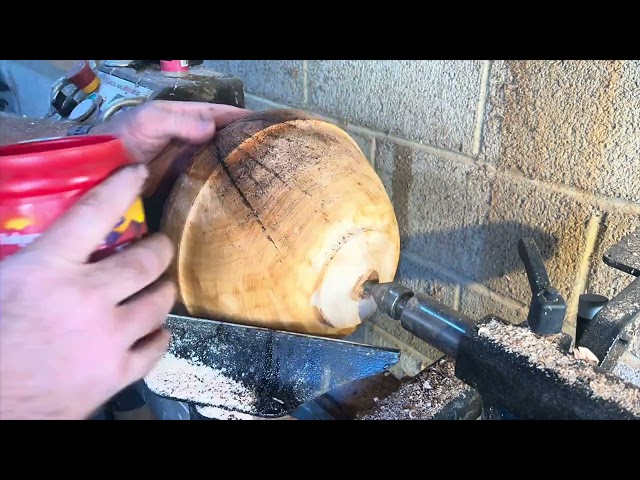 Woodturning - Classic Elm Bowl With A Twist!