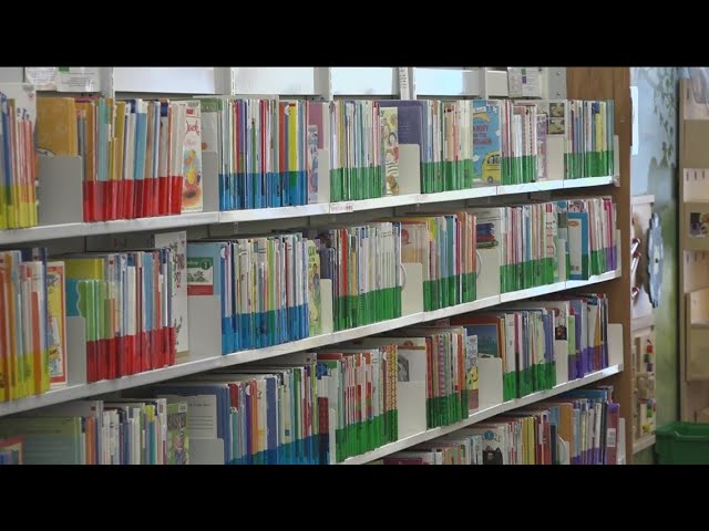 VERIFY: Can schools ban books?