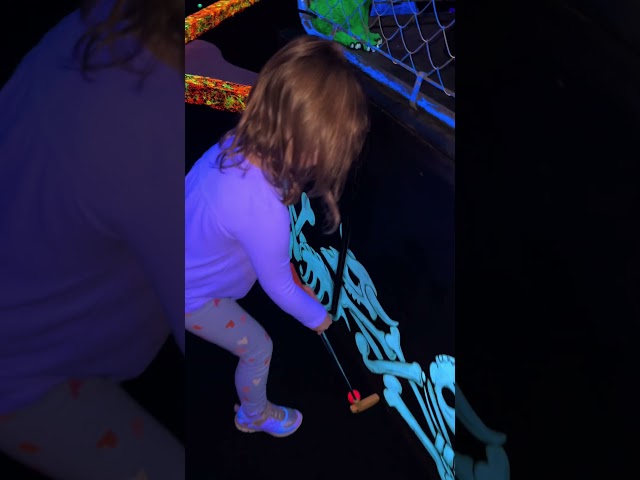 Monster Mini Golf: Glow-in-the-Dark Family Fun! 🏌️‍♂️🎮 #MiniGolf #FamilyFun #Arcade #GlowInTheDark