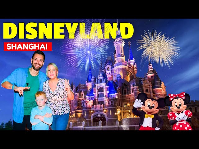 Our TOP 4 MUST TRY RIDES at Shanghai Disney  🇨🇳🎢  CHINESE DISNEYLAND is AMAZING!