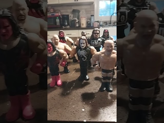 Big rubber and retro style figures!! #wwefan #jakkstoys #matteltoys #toycollector #toycollection