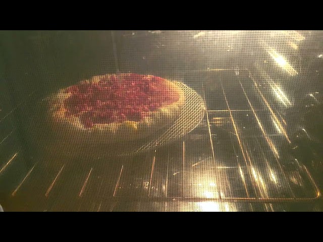 Cooking pizza in the oven