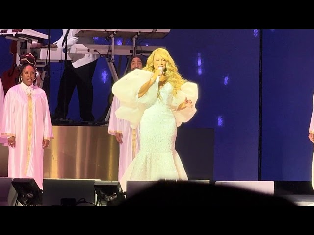 Silent Night - Mariah Carey [Christmas Time 2024 - Barclays - Brooklyn, NYC]