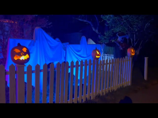 Trick r Treat movie fence for Halloween yard