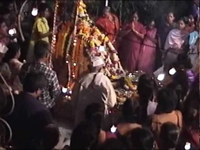 Ranjit Maharaj: Siddharameshwar Aarati - Banganga, Diwali 1999