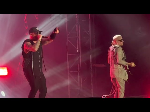 WISIN & YANDEL - PEGAO - LA ULTIMA MISION - ESTADIO QUISQUEYA , REPUBLICA DOMINICANA