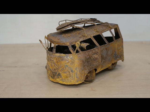 Restoration car Volkswagen Transporter