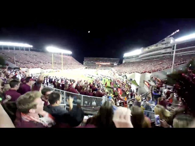 Virginia Tech: Team Runs Onto Field