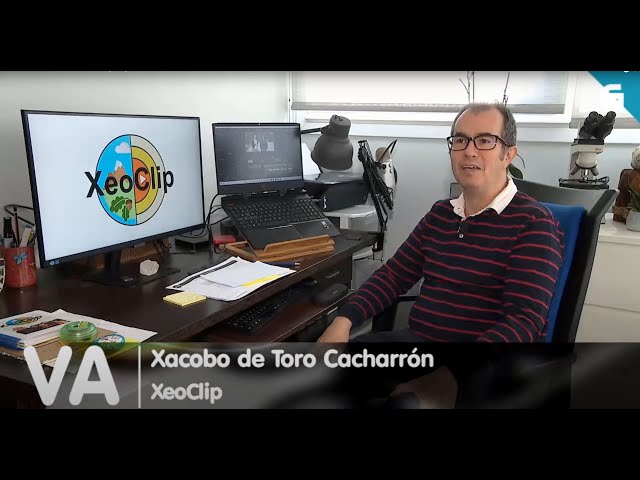 Entrevista a Xacobo de Toro en Vivir Aquí. Especial Youtubeiras