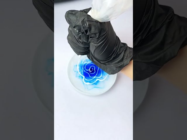 Epoxy Resin Flower Made with POURLA Epoxy #epoxy #epoxyresin #epoxyart #epoxyresinart #resinart