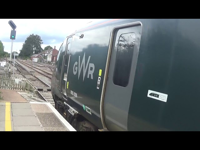 800006 + 800034 departs Castle Cary for Taunton - 28/9/19