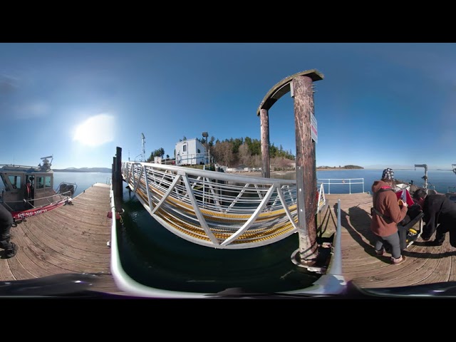 Marine and Coastal Research Laboratory at PNNL-Sequim Scientific Dive Team and Research Vessel