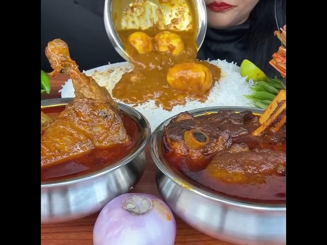 ASMR: EATING SPICY EGG CURRY🔥 BASMATI RICE || #shorts #mukbangn#asmreating #mukbangasmr #asmr