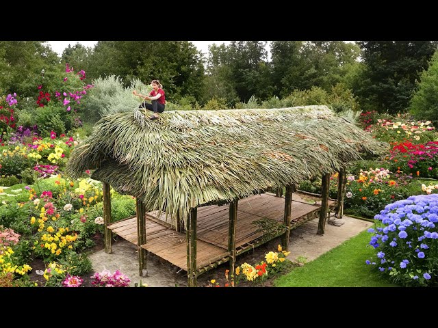 The 16 year old poor girl continues to build bamboo house, Bamboo flooring and palm leaf roofing