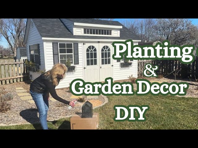 Thrift FLIP// DIY Cottage Garden Decor// Easy Spring Planter!